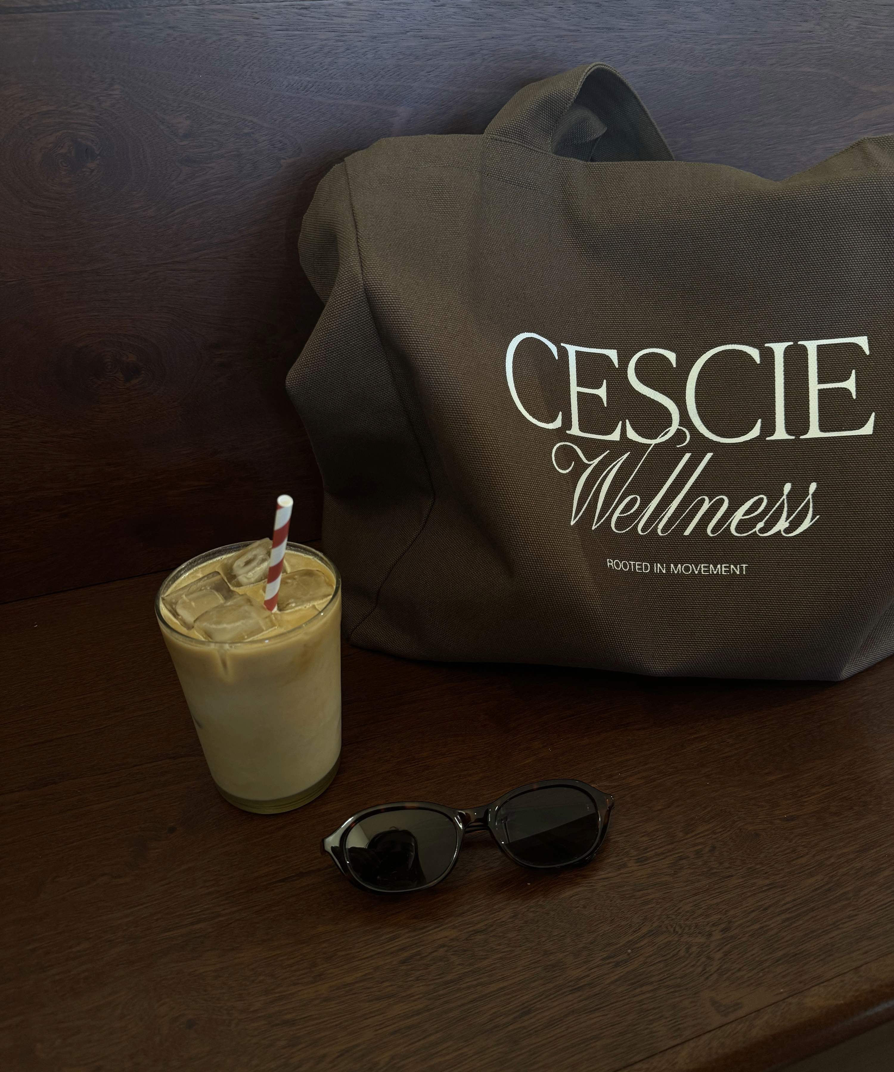 Essential Tote Bag - Cescie
