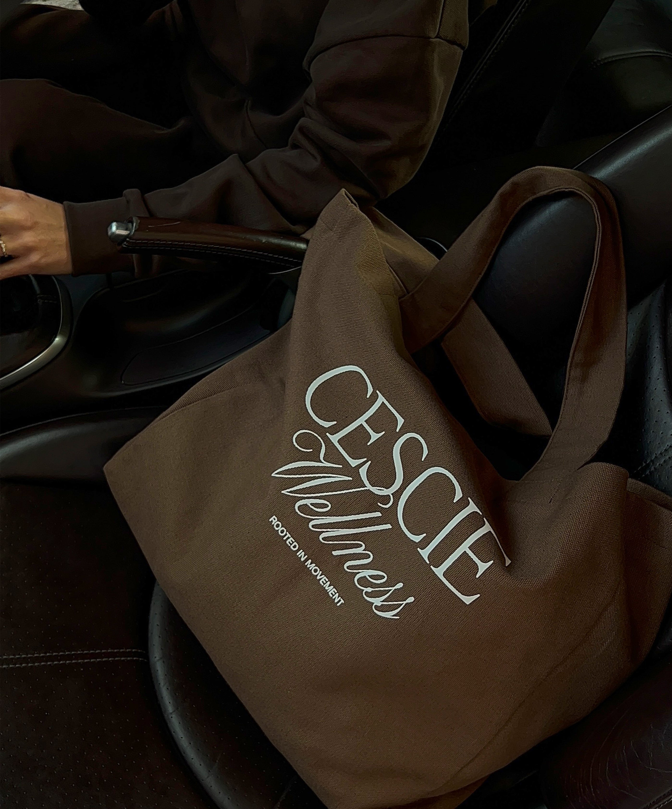 Essential Tote Bag - cescie