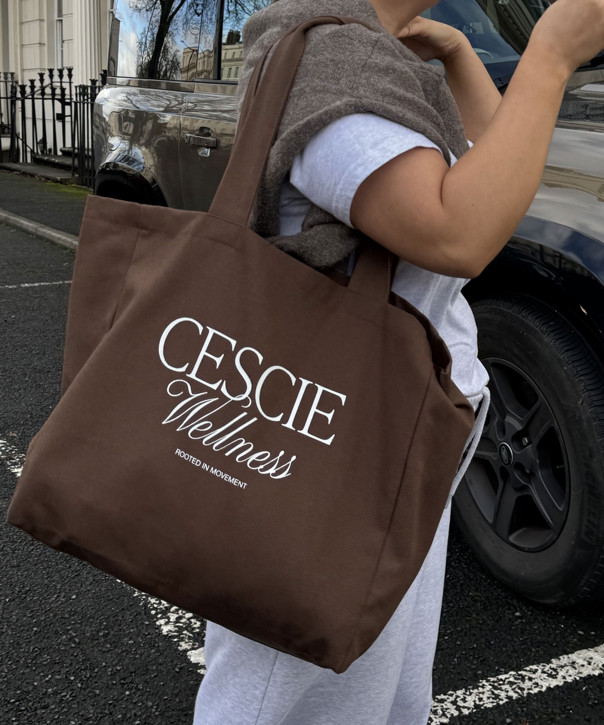 Essential Tote Bag - cescie