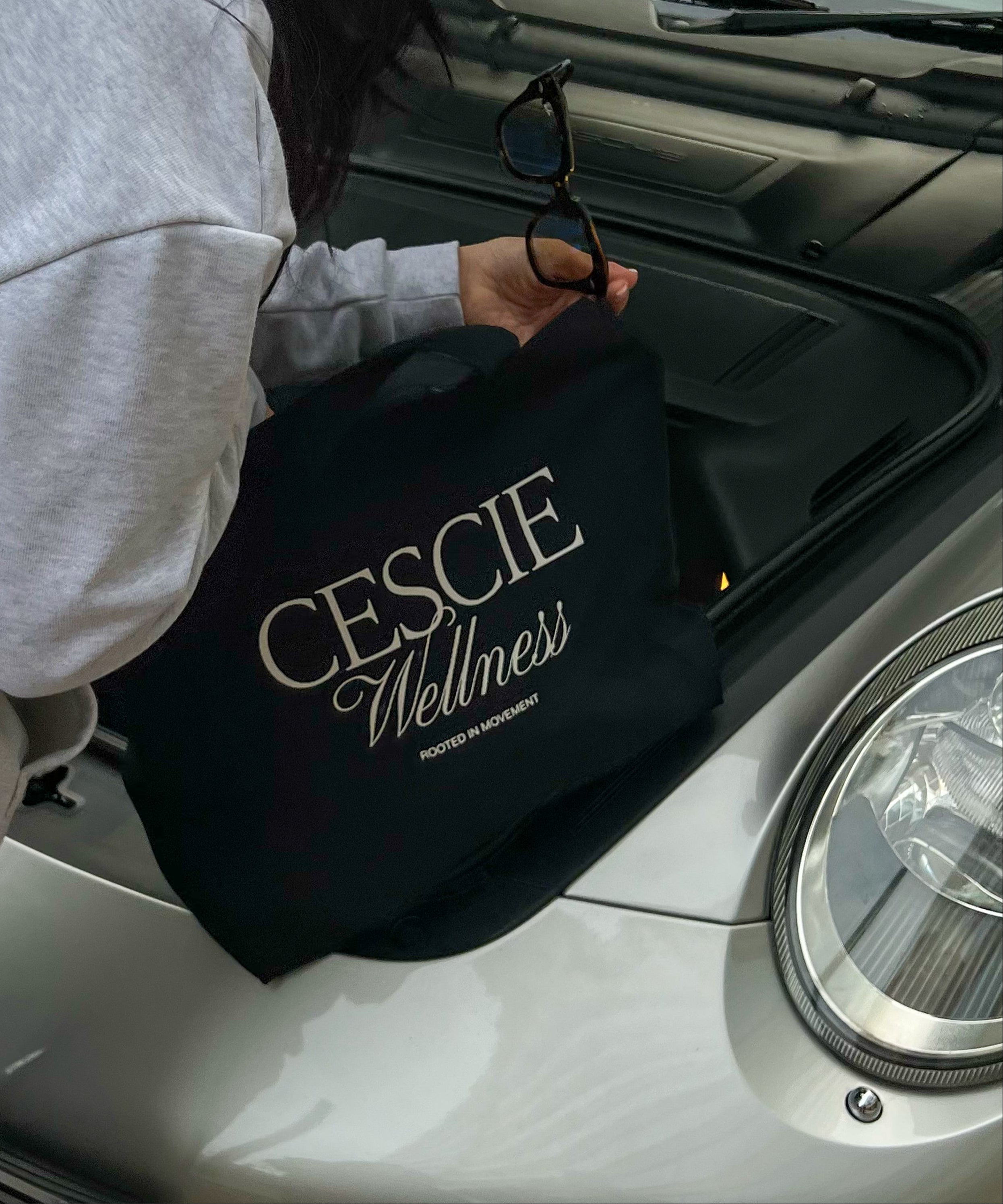 Essential Tote Bag - cescie
