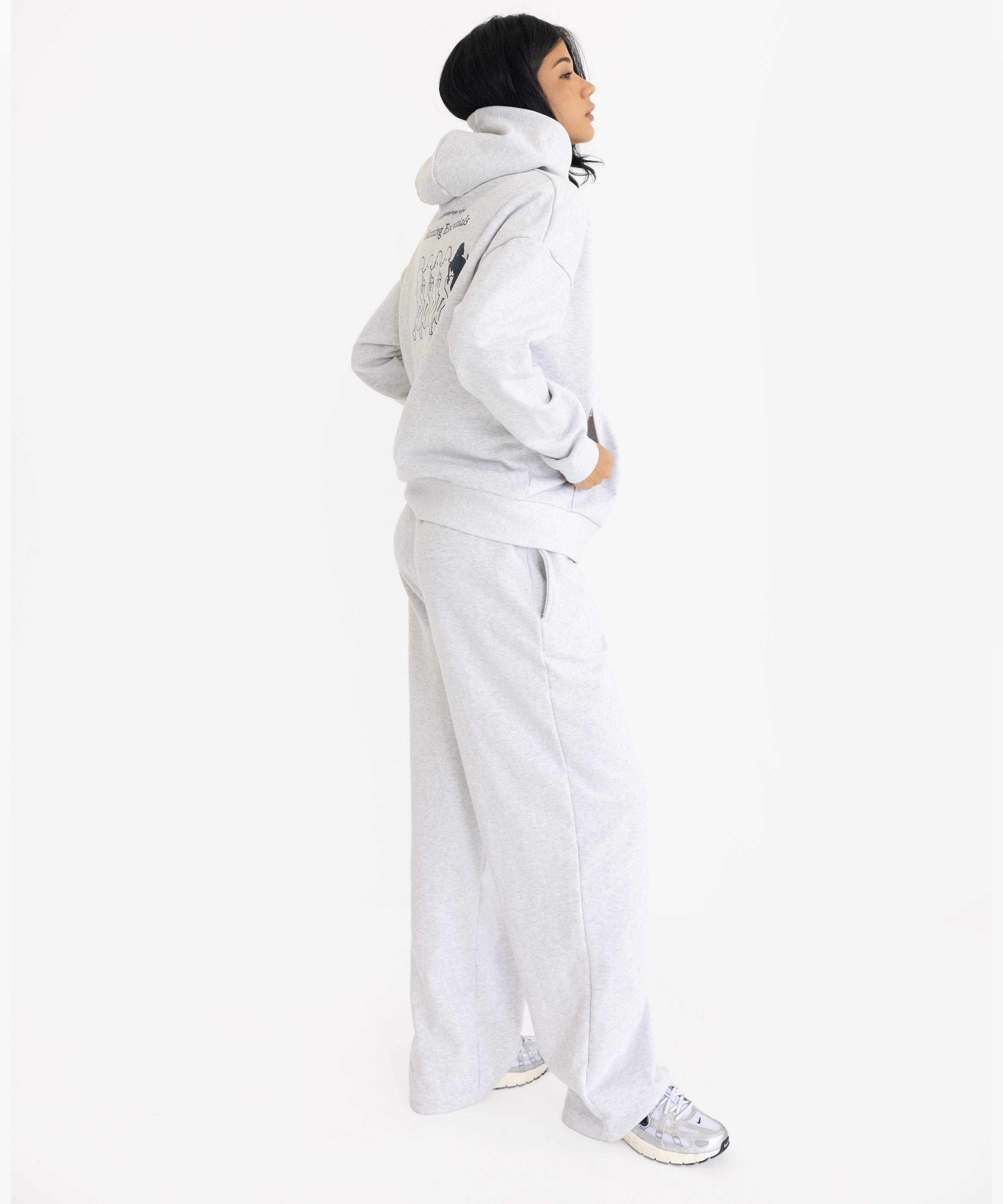 Running Essentials Wide Leg Jogger - cescie